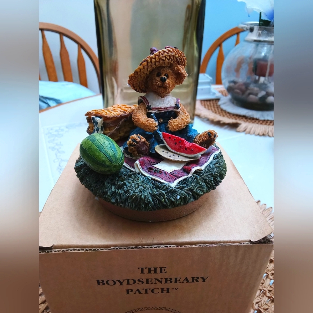The Boydsenbeary Patch "Star Spangled Patch" candle jar topper, NIB